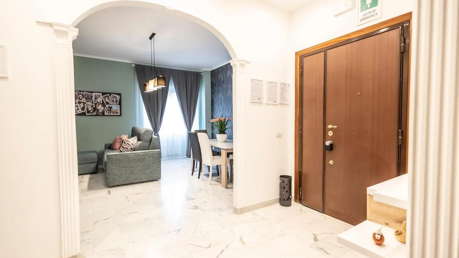 Dimora 247 Apartment Rome Italy